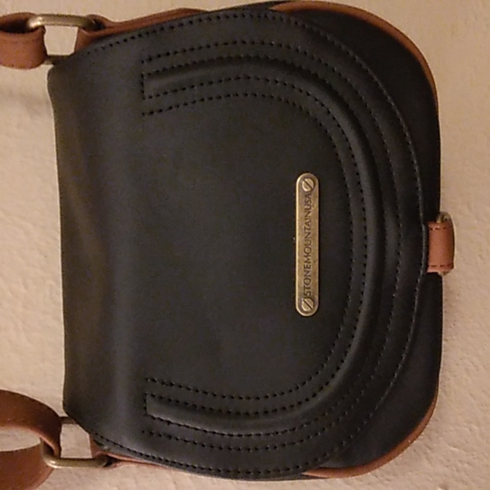 Stone Mountain Crossbody (NEW)